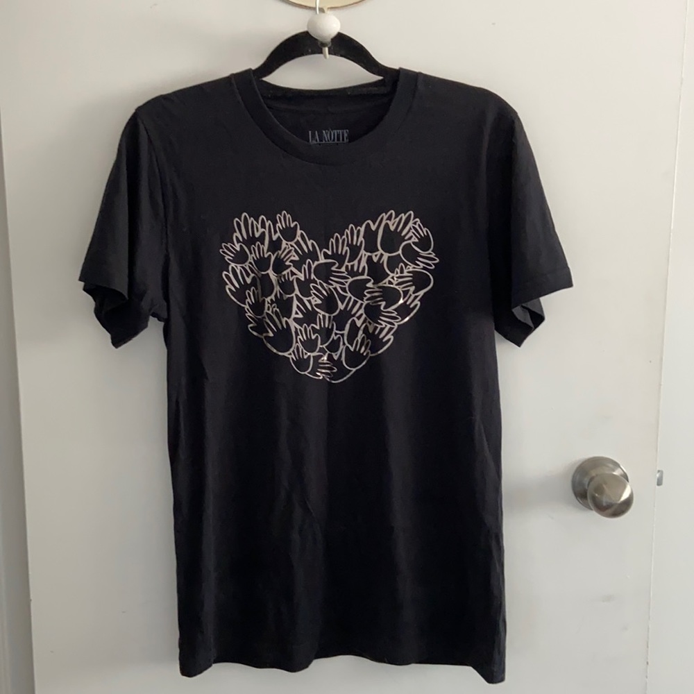 La Notte Small Tee - Cause we Care Foundation